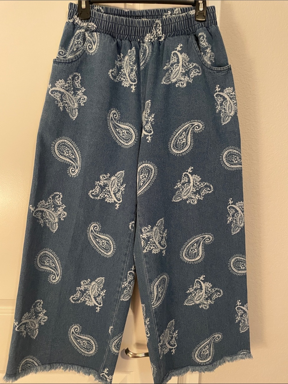 Umgee Blue Paisley-Print Wide-Leg Jeans